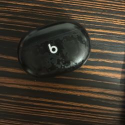 Beats Studio Buds - Case Only 