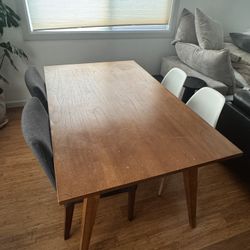 Dining Table & Chair Set