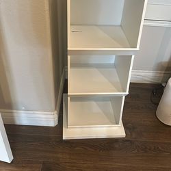 3 Tiers Bookshelves/ Storage Bin