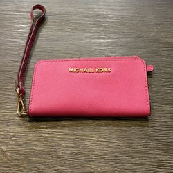 Michael Kors Wristlet