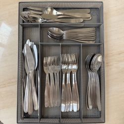 44pc Cambridge 18/8 Flatware Set CBS121 Stainless Glossy Round Tip with Tray