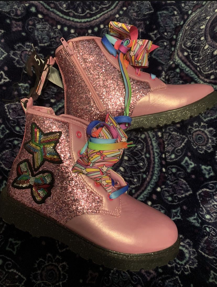 Pink boots (New)
