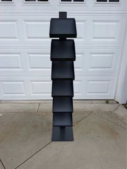 Dottus metal brochure/magazine stand