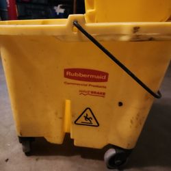 Rubbermaid Commercial Mop Bucket
