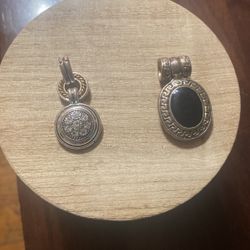 Pendants 