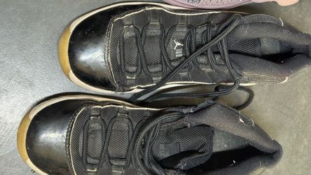 Air Jordan 11 Black Gum Sneakers