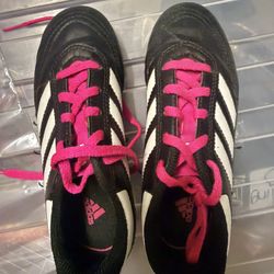 Adidas Girls Cleats Size 13 $12