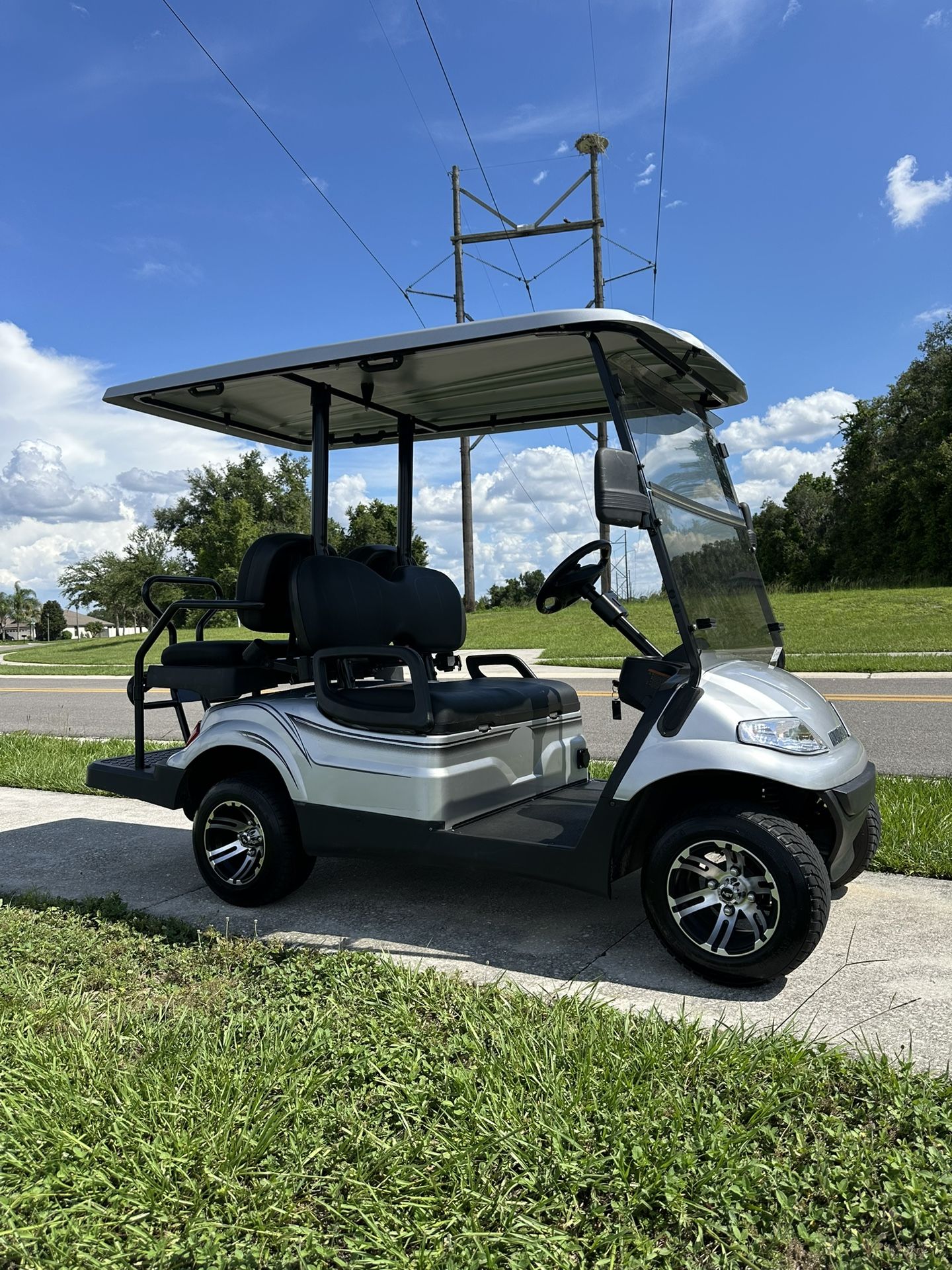 2022 ADVANCED EV GOLF CART💎