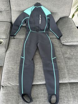 XUKER Women Men Wetsuit 2mm 3mm, Neoprene Wet Suits Front/Back Zip in Cold Water Full Body Dive Suit for Water Sports - Size (Small)