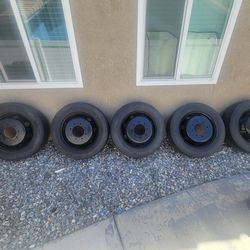 225/70r19.5 Dually Rims And Tire 