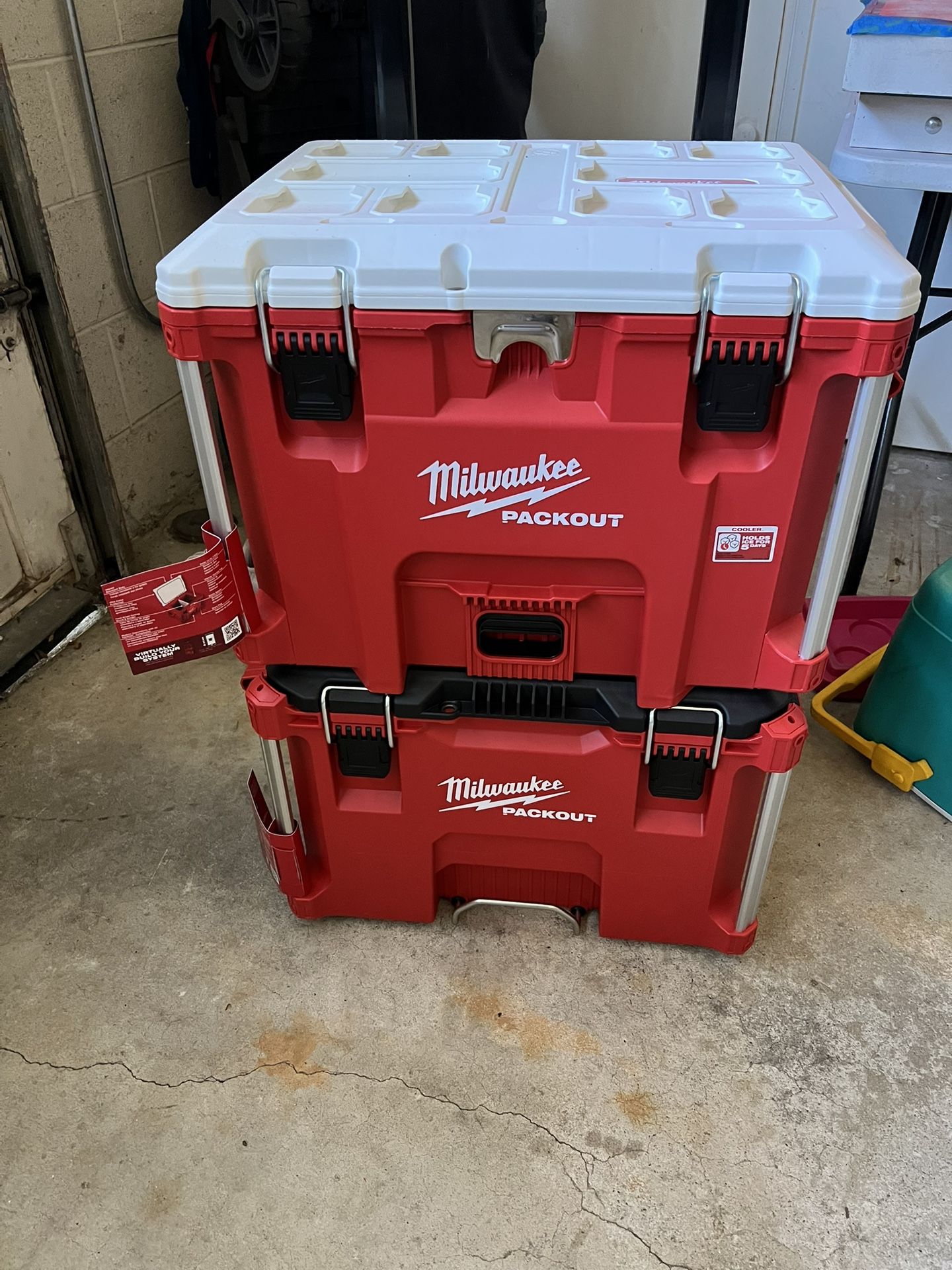 Milwaukee Toolbox And Cooler Pack out