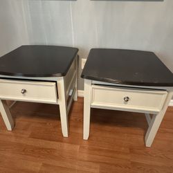 Set of 2 End Tables – $60 for Set