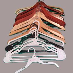 Clothes Hanger Set