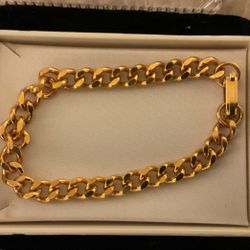 Gold Plated Link Bracelet 