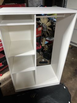 Cloths Cabinets 