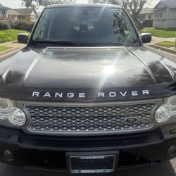 2009 Land Rover Range Rover Supercharged!