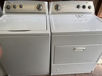 Whirlpool Washer And Gad Dryer