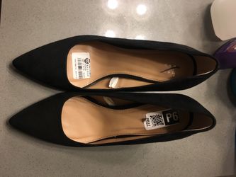 Black high heels 8.5