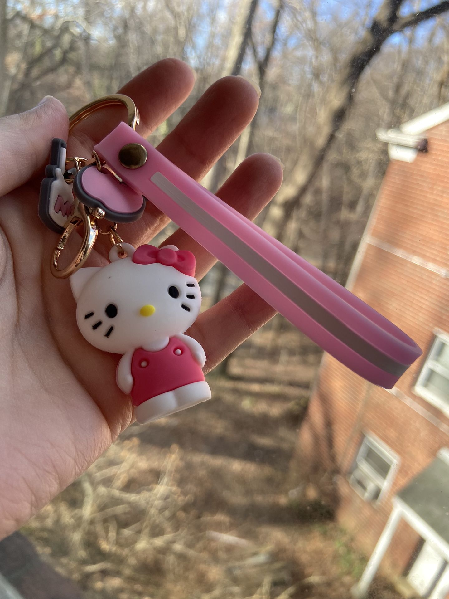 Hello Kitty Keychains  Ball Women Girl Bag Pendant Keyring Gifts Cute Sanrio Kuromi Penguin Dog Cat with Fluffy Rabbit Frog Dimension: about 10 cm Mes