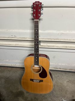 Guitar good condition for activity