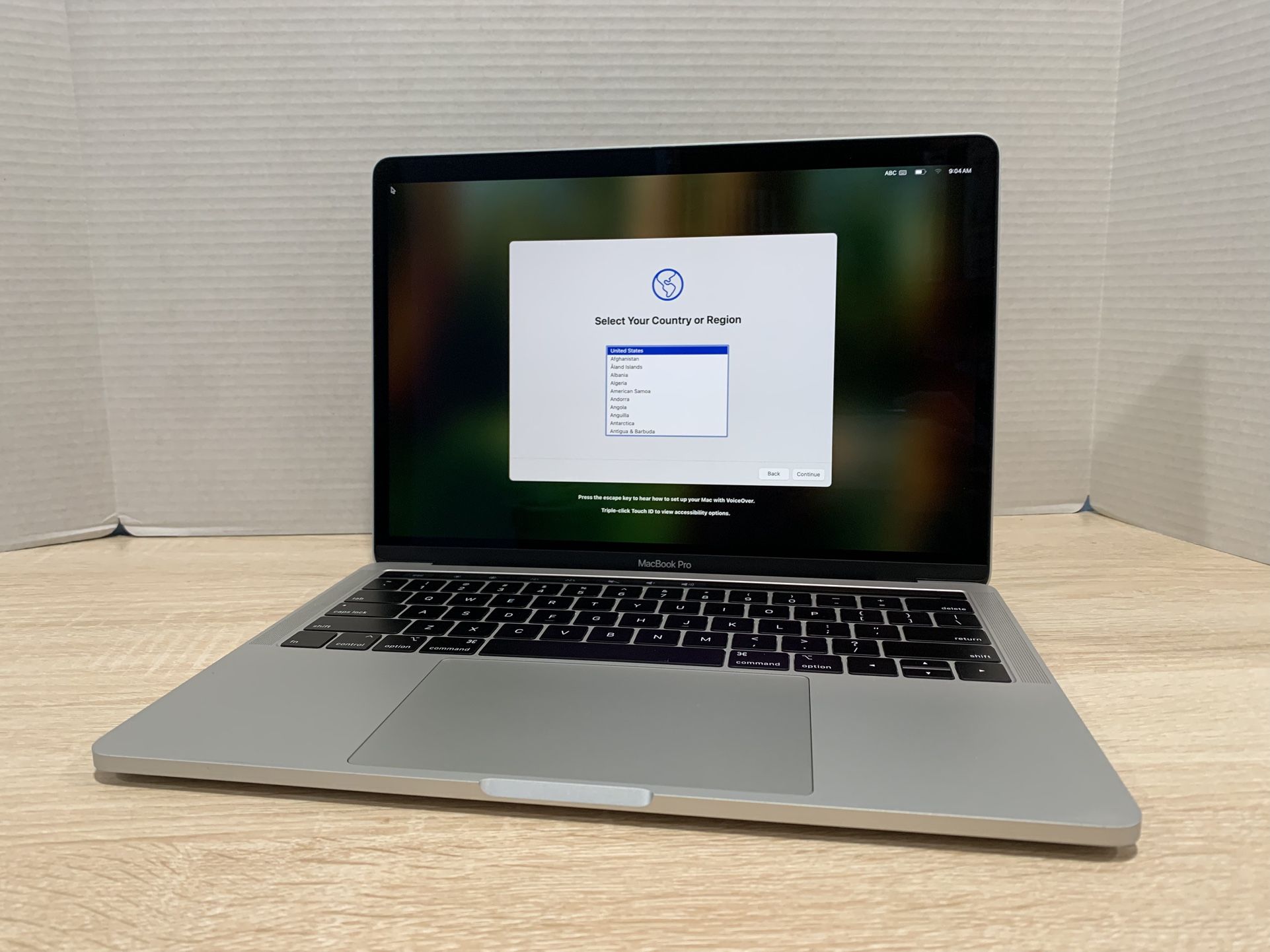 $380, 16GB RAM, 2019 MacBook Pro 13", 256GB SSD, Touch Bar