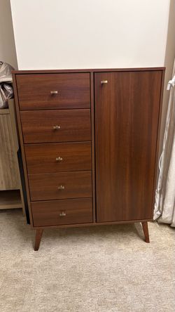 5 drawers and shelves