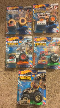 Hot Wheels Monster Trucks Set