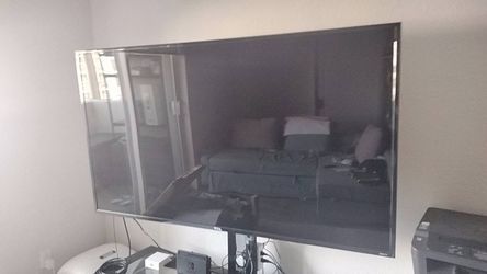 TCL roku smart tv 65in