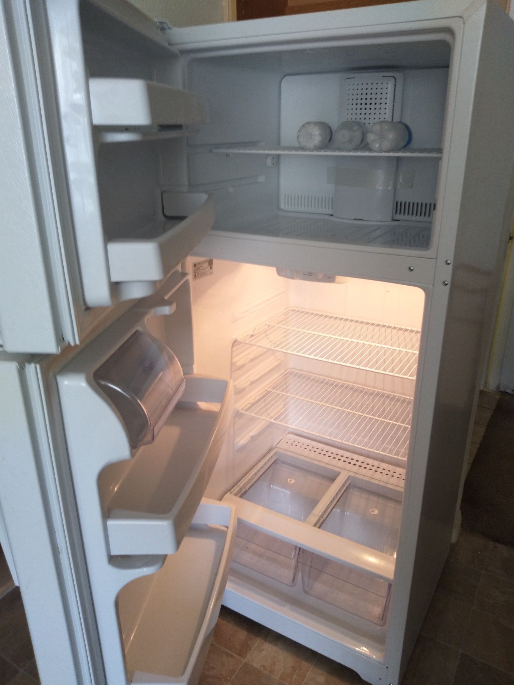 2018 model GE refrigerator