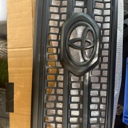 Toyota Tacoma Front Grill
