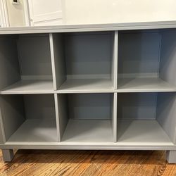 Crate and Barrel Kids 6-Cube Toy/Bookcase