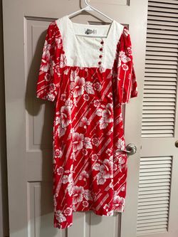 Vtg. Hilo Hattie’s Womens Hawaiian Dress Red & White Floral Print Size Medium Tropical