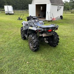 2021 Can- am outLander XMR