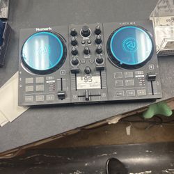 DJ Turntable 