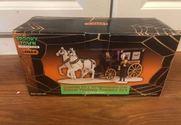 Lemax Spookytown undertakers carriage Halloween decoration. Does not have the freestanding man.