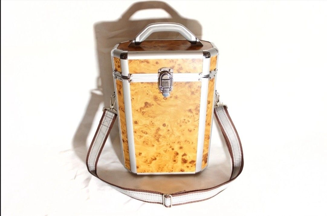 Vintage Wine Carrier Luxe Basket by Picnic Time w Bottle Opener Corkscrew Tote
