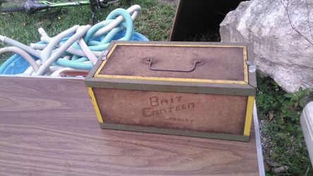 Vintage Bait canteen, for night crawlers