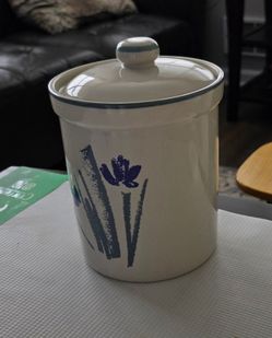 Kitchen Canister (New)
