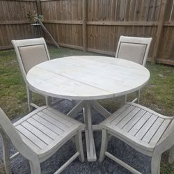 Dining Table With 4 Chairs 