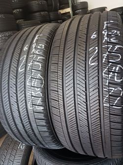 275/40-22 (2 Goodyear Tires 90% Tread Life Like New 