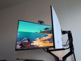 Dell Monitors (x2) 27" QHD 2560x1440 100hz - Excellent condition
