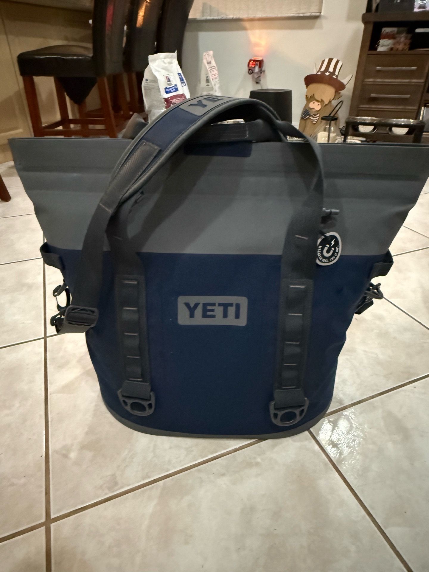 Yeti CoolerLike New