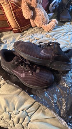 Black Nikes