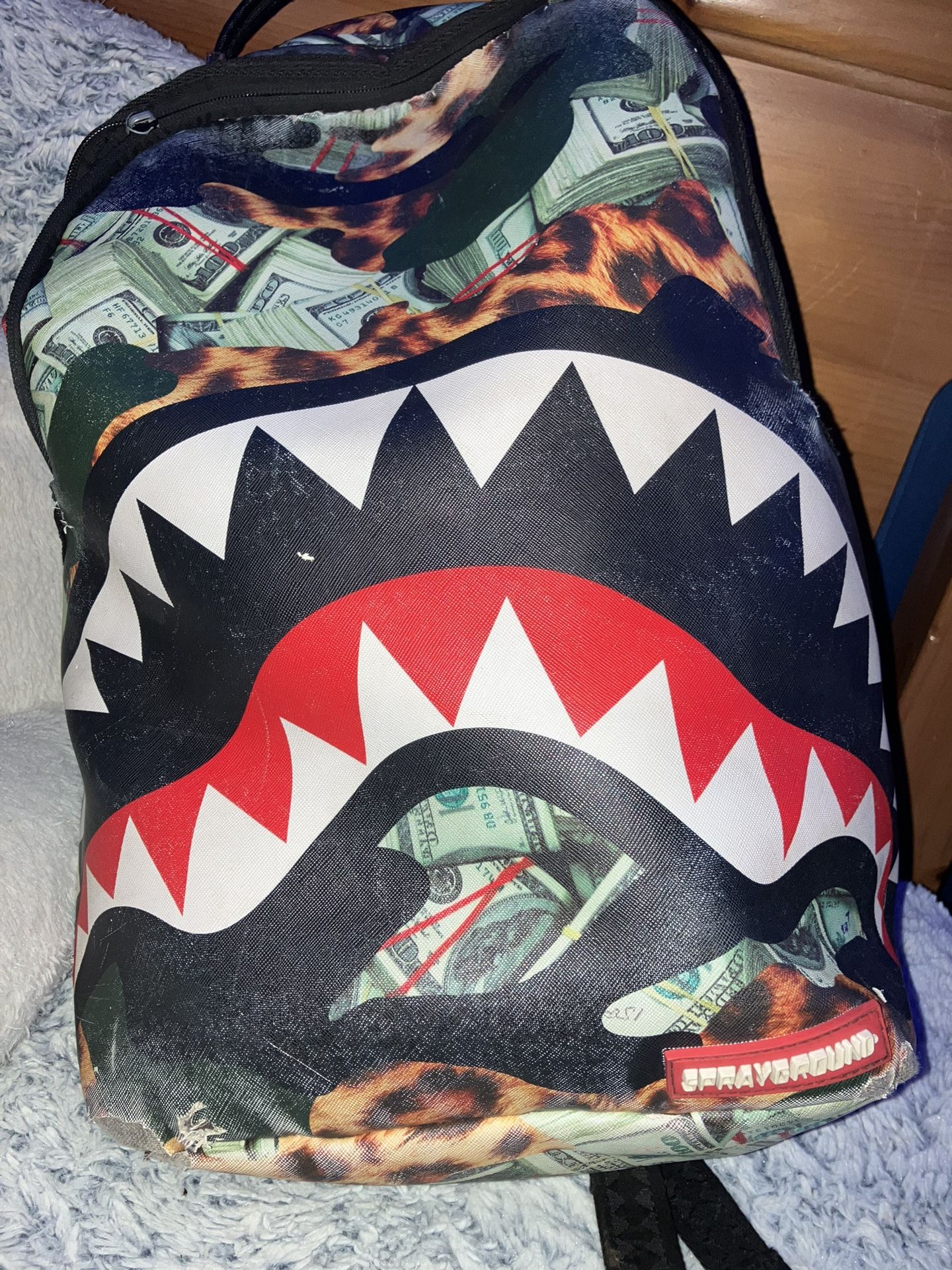 Limited Edition Spray Ground 