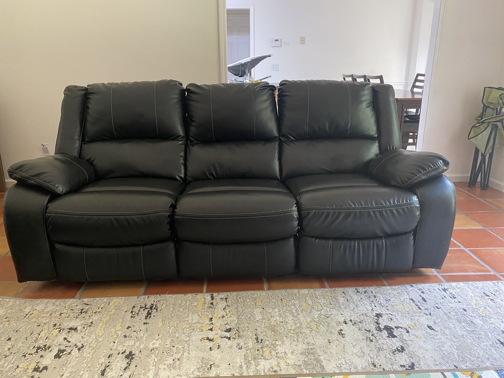Leesworth Power Reclining Leather Sofa