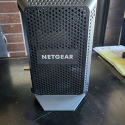 NETGEAR CM600-1AZNAS 960Mbps DOCSIS 3.0 Cable Modem. Used, great condition