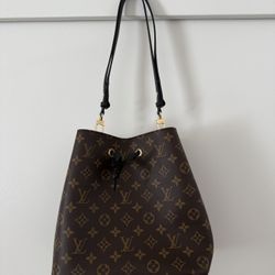 Louis Vuitton NeoNeo MM