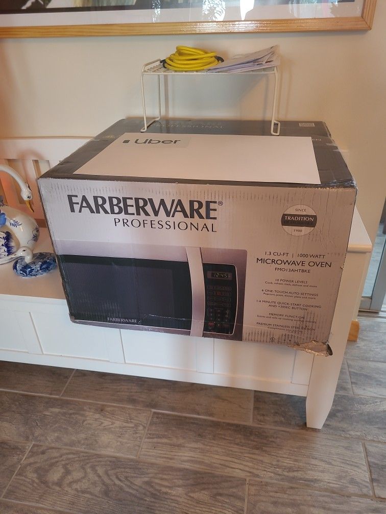 FARBERWARE MICROWAVE