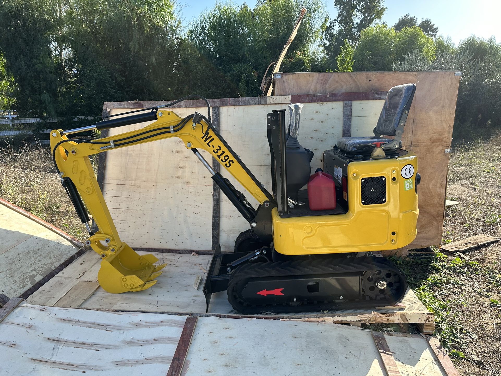 brand new small excavator