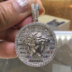 Sterling Silver Mossenite Diamond Pendant 3D Style Available In Stock.💎💎💎